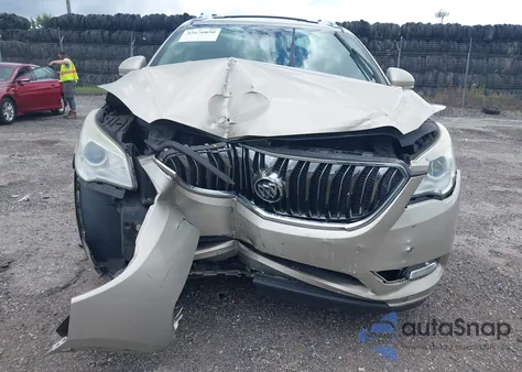 2016 Buick Enclave Premium z USA, uszkodzony, nr VIN 5GAKVCKD5GJ144273